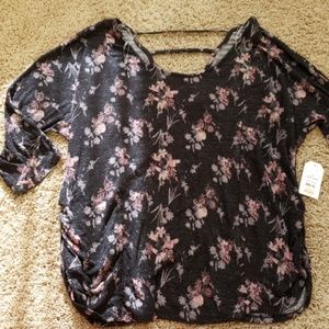 NWT sz 22W/24W sparkly top
